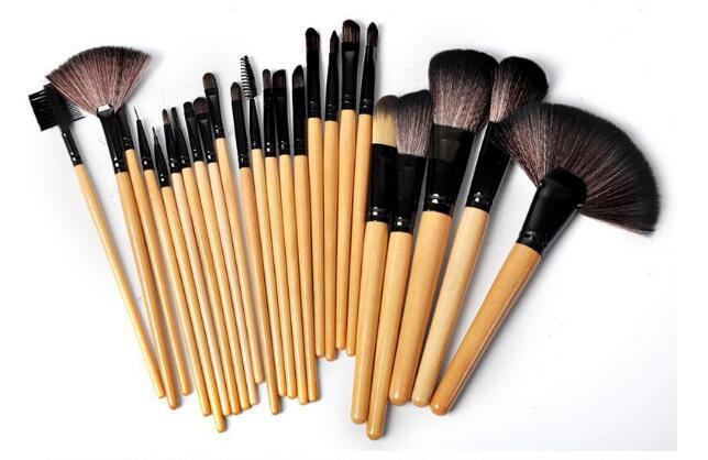 Makeup Brush Kit - Beauty And Glam Corner