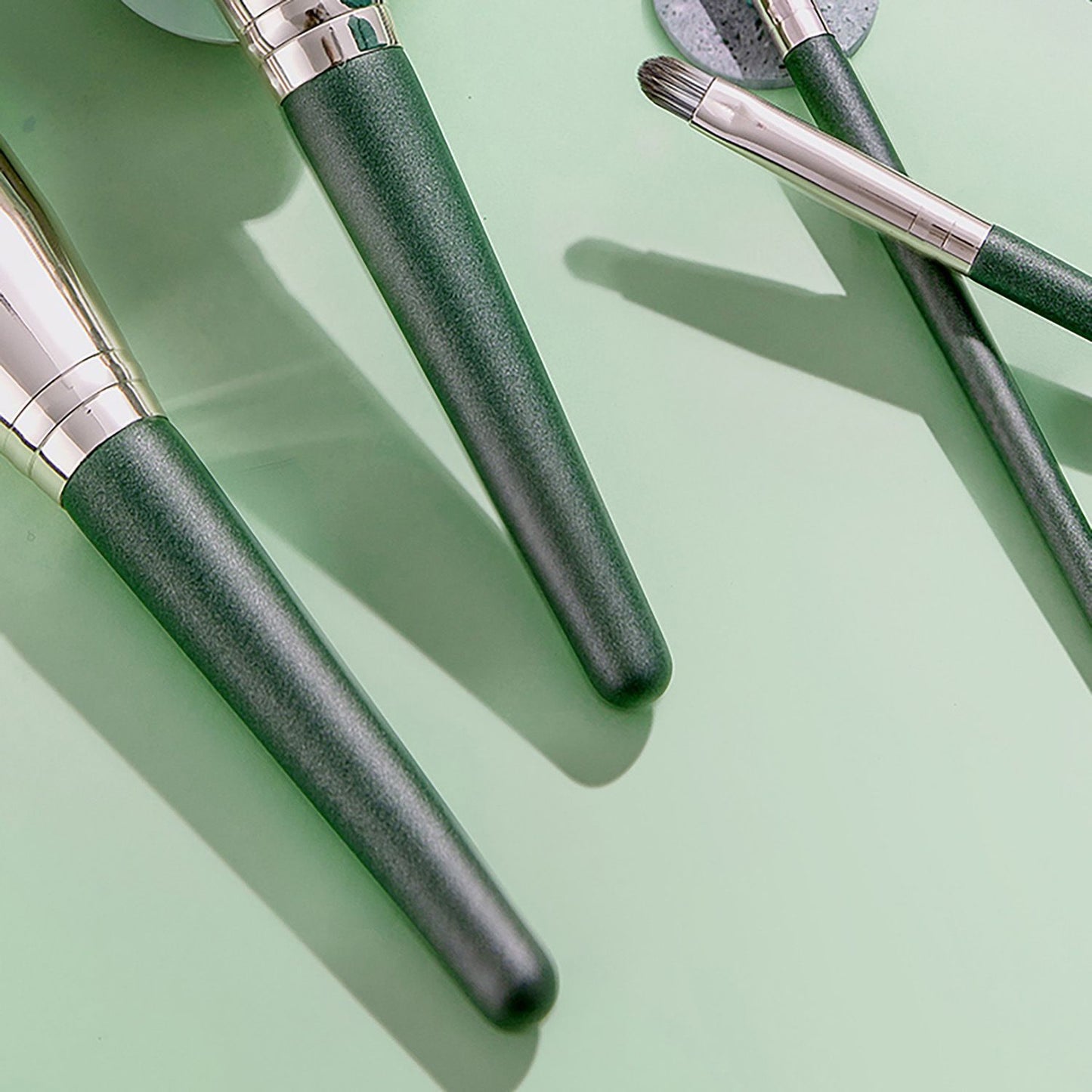 Green Cloud Makeup Brush Set - Beauty And Glam Corner
